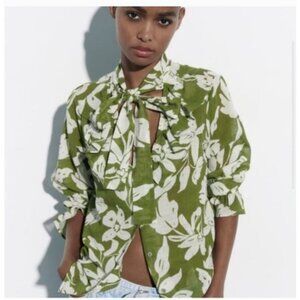 Zara Top Size Large Green White Floral Print Button Down Relaxed Fit Boho Chic